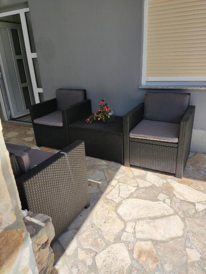Apartments Lanterna Razanac Exterior photo